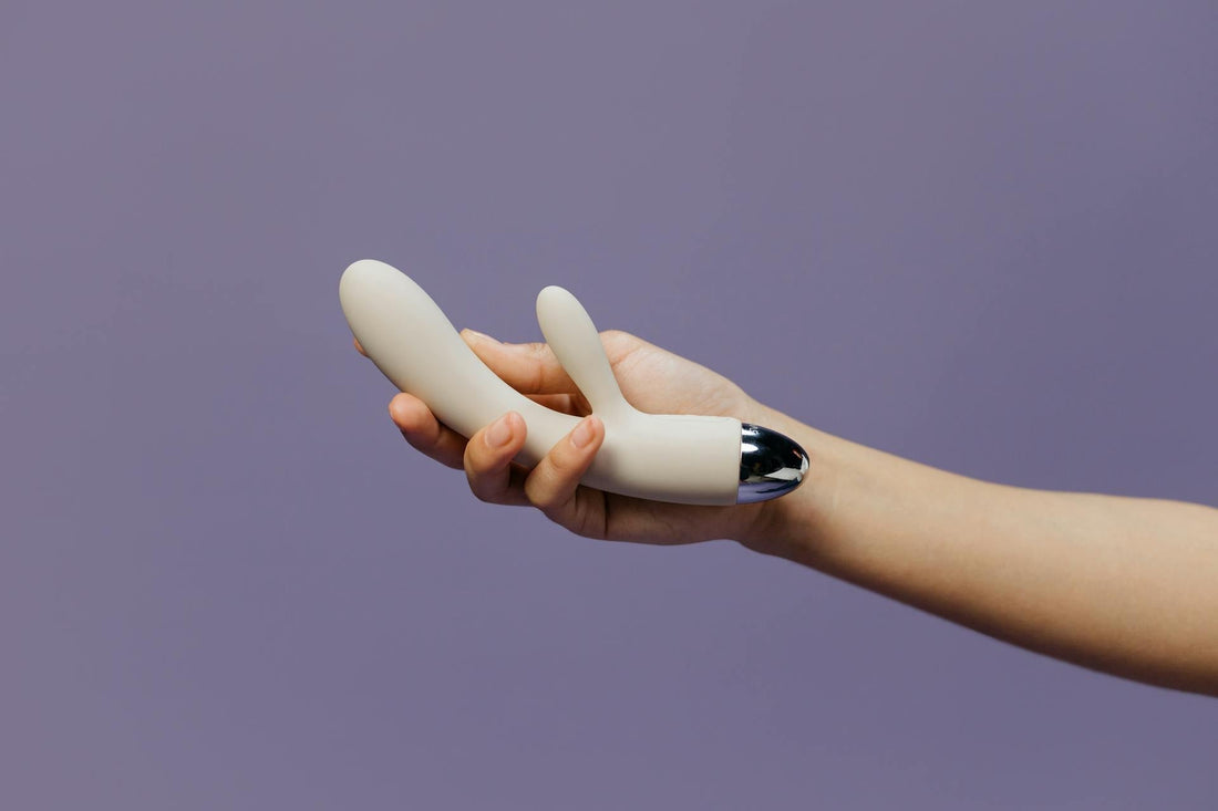 Beginner's guide to choosing intimate toys for sensitive skin — safe materials and buying tips